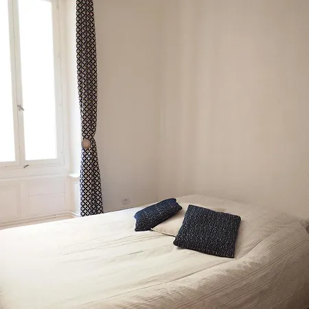 Le St Jean - Centre Historique Homestay Valence (Drome)